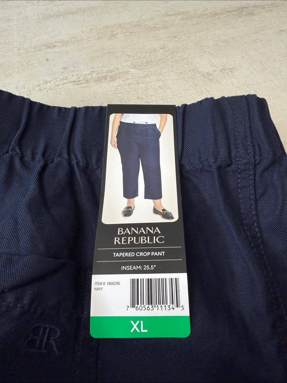 Banana Republic Navy Cropped Tapered Pants XL